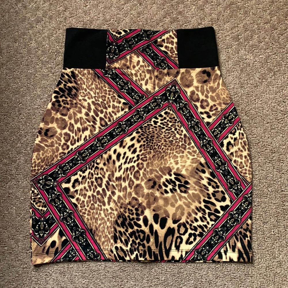 No boundaries bodycon skirt